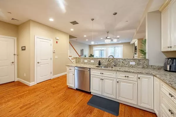 2601 Tupelo Cir #2601, North Andover, MA 01845