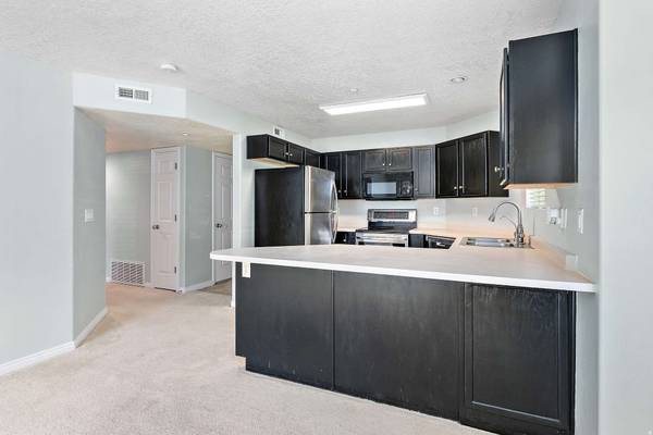 2118 N AURORA WAY #G2, Saratoga Springs, UT 84045