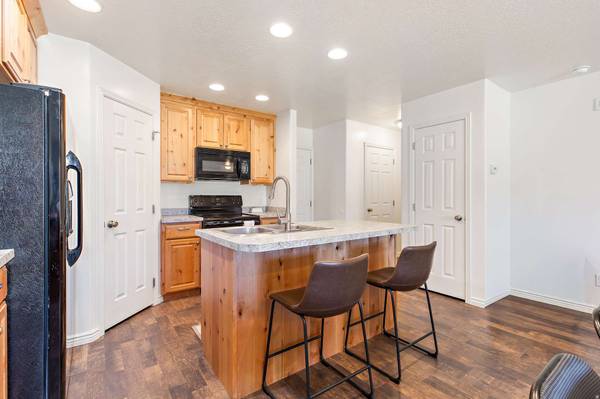 1897 E 280 S, Spanish Fork, UT 84660