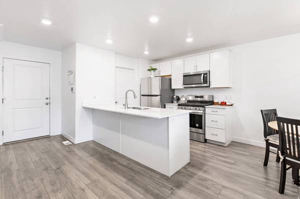 3957 W COOL SPRING AVE, Lehi, UT 84043