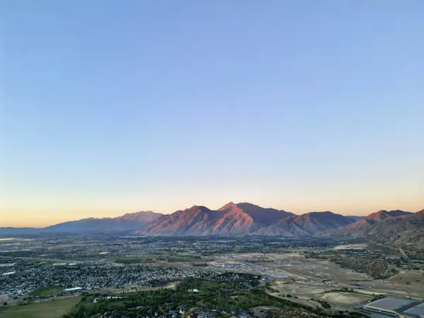 feature image of Living in Spanish Fork, Utah: What to Know Before You Move to South Utah County