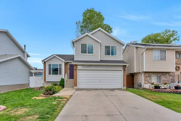 7948 S SHAYLA DR, West Jordan, UT 84088