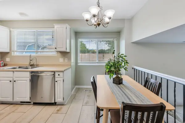 7948 S SHAYLA DR, West Jordan, UT 84088