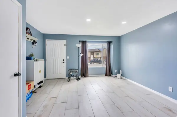 7948 S SHAYLA DR, West Jordan, UT 84088