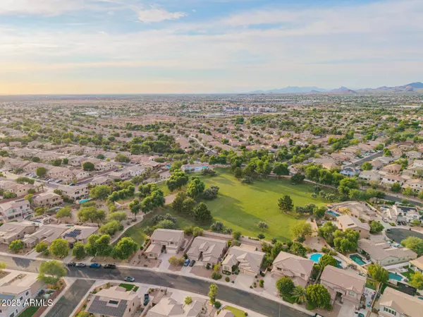 10406 E LOS LAGOS VISTA Avenue, Mesa, AZ 85209