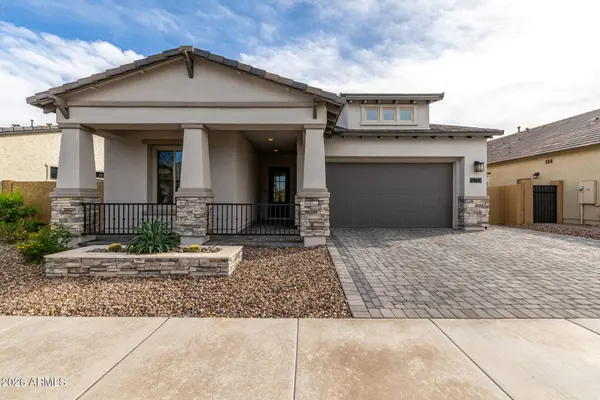 5711 E SCARLET Street, Mesa, AZ 85215