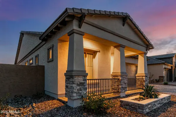 5711 E SCARLET Street, Mesa, AZ 85215