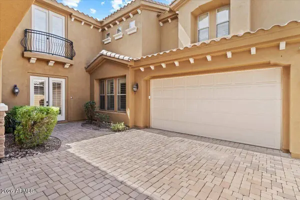 4053 E THUNDERHEART Court, Gilbert, AZ 85297
