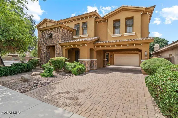 4053 E THUNDERHEART Court, Gilbert, AZ 85297