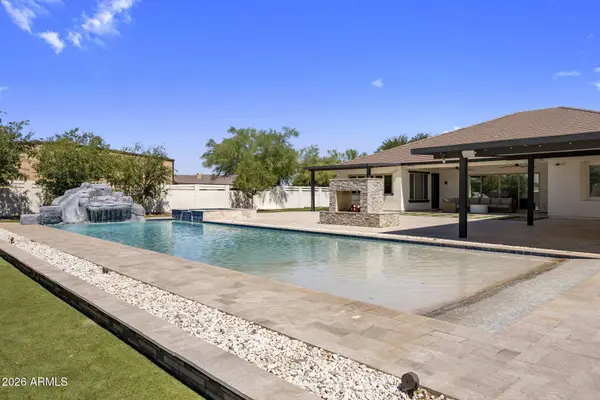 19477 E Country Meadows Drive, Queen Creek, AZ 85142