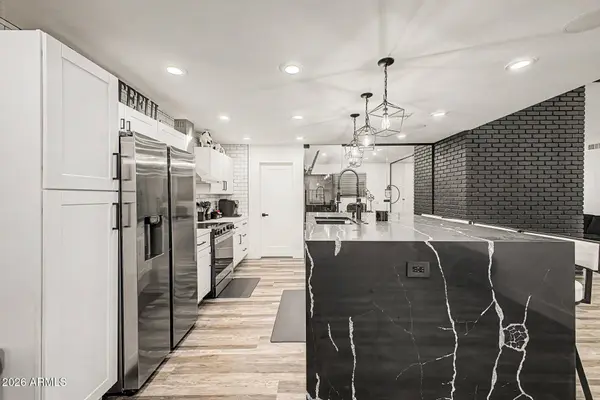 1040 W ENCINAS Street, Gilbert, AZ 85233
