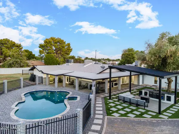 1040 W ENCINAS Street, Gilbert, AZ 85233