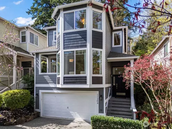 11304 NE 117th ST #70, Kirkland, WA 98034