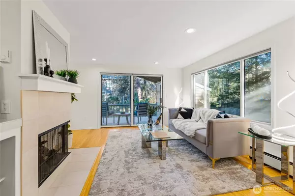 1218 101st PL NE, Bellevue, WA 98004