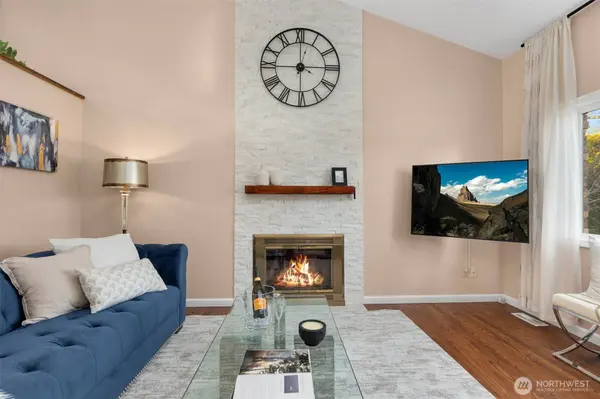 14401 82nd AVE NE, Kirkland, WA 98034