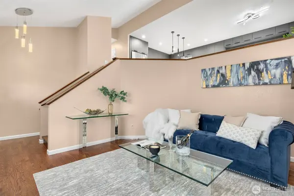 14401 82nd AVE NE, Kirkland, WA 98034