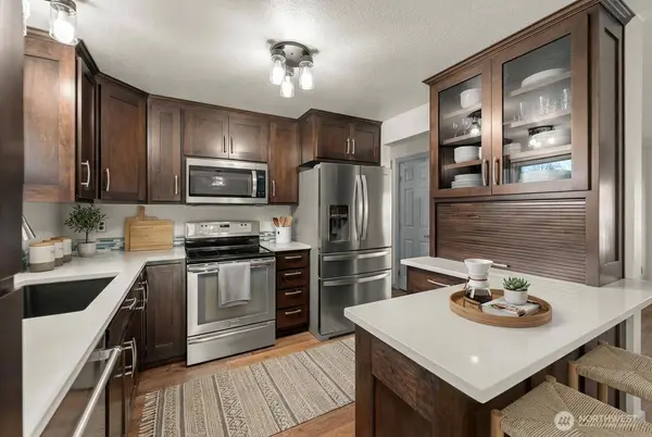 10609 52nd AVE NE, Marysville, WA 98270