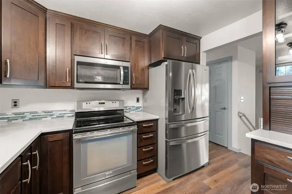 10609 52nd AVE NE, Marysville, WA 98270