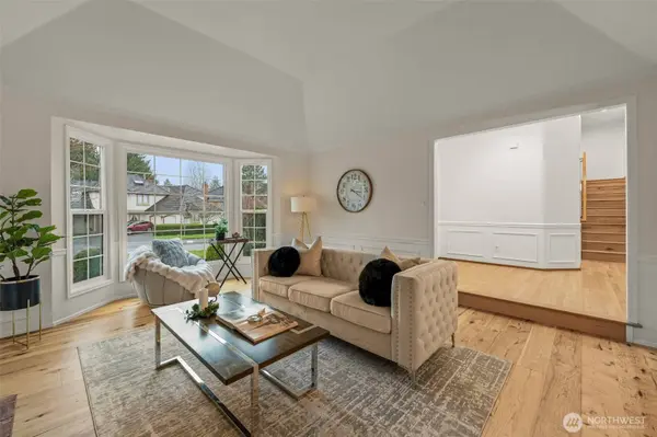 4712 241st AVE SE, Sammamish, WA 98029