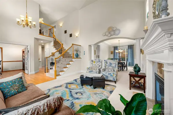 18725 35th DR SE, Bothell, WA 98012