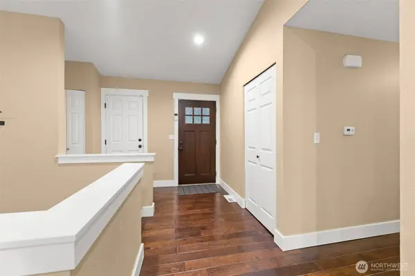 22706 NE 12th PL, Sammamish, WA 98074