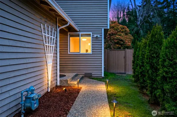 13324 NE 138th Pl, Kirkland, WA 98034