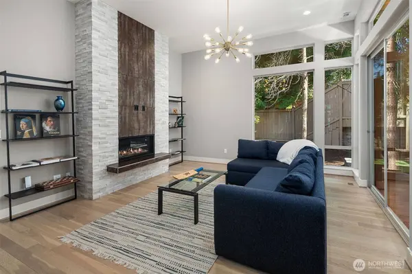 7322 124th AVE NE, Kirkland, WA 98033