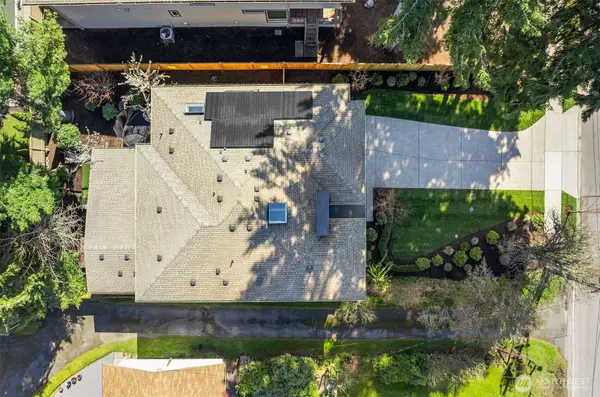 7322 124th AVE NE, Kirkland, WA 98033