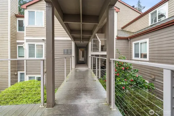 700 Front ST S #A201, Issaquah, WA 98027