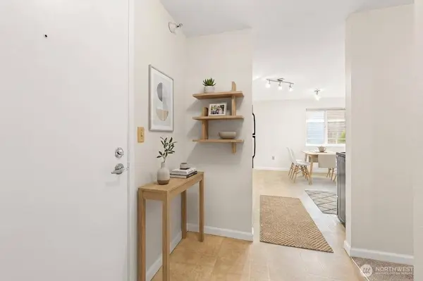 700 Front ST S #A201, Issaquah, WA 98027