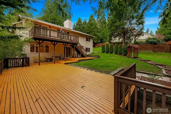 22706 NE 12th PL, Sammamish, WA 98074
