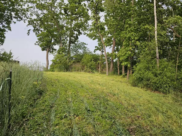 00 Holhfeld Rd, Hamburg, WI 54621