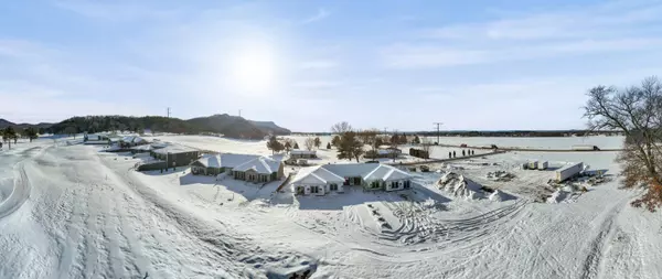 7676 W Castle Mound Rd, Holland, WI 54636