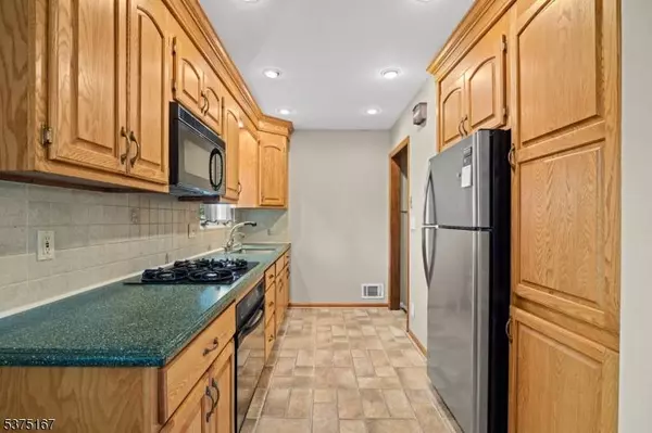 41 Hopper Ave, Westwood Boro, NJ 07675