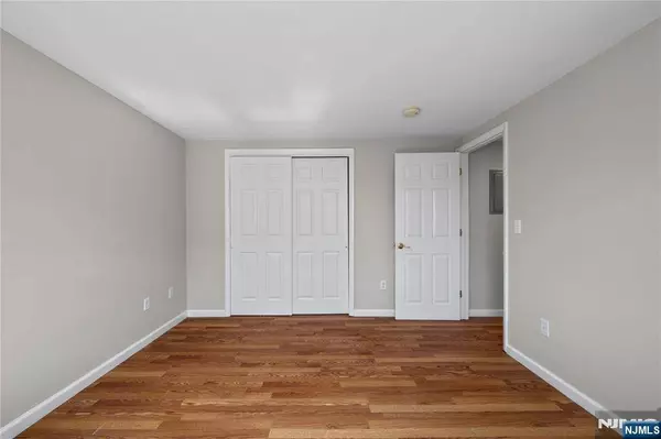 47 Morris PL #3, Bloomfield, NJ 07003