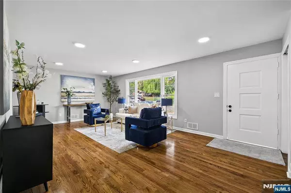 208 Reynolds ST, Orange, NJ 07050