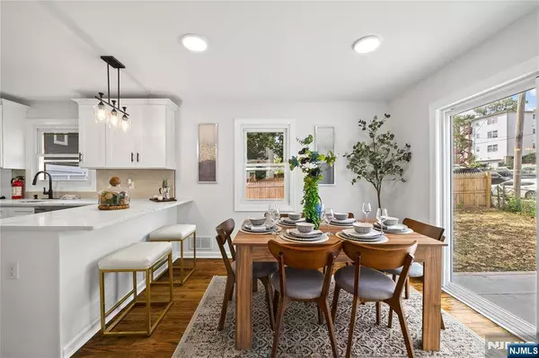 208 Reynolds ST, Orange, NJ 07050