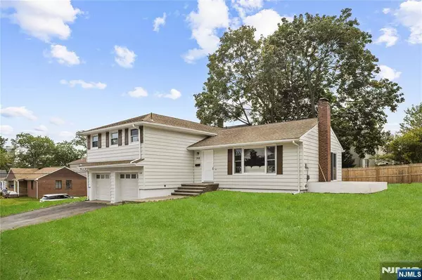 208 Reynolds ST, Orange, NJ 07050