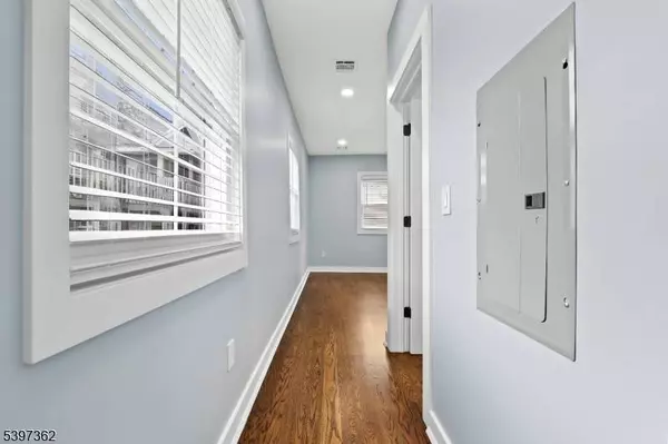 8 Essex St #2, Nutley Twp., NJ 07110