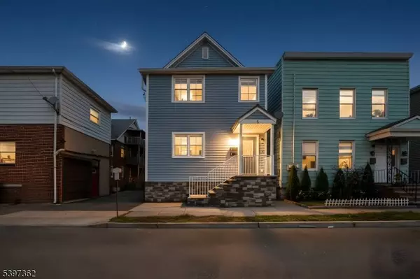 8 Essex St #2, Nutley Twp., NJ 07110