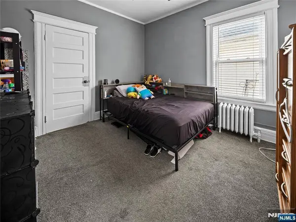 520 Schuyler AVE, Kearny, NJ 07032