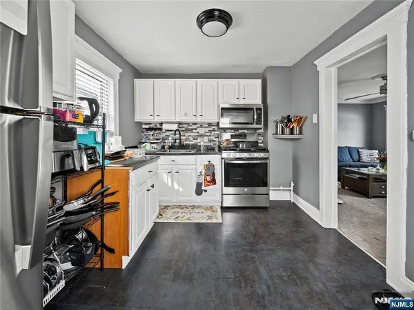 520 Schuyler AVE, Kearny, NJ 07032