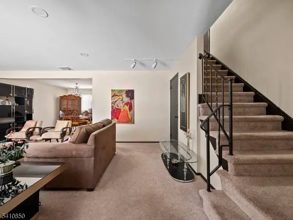 5 Woodland Rd, Bloomfield Twp., NJ 07003