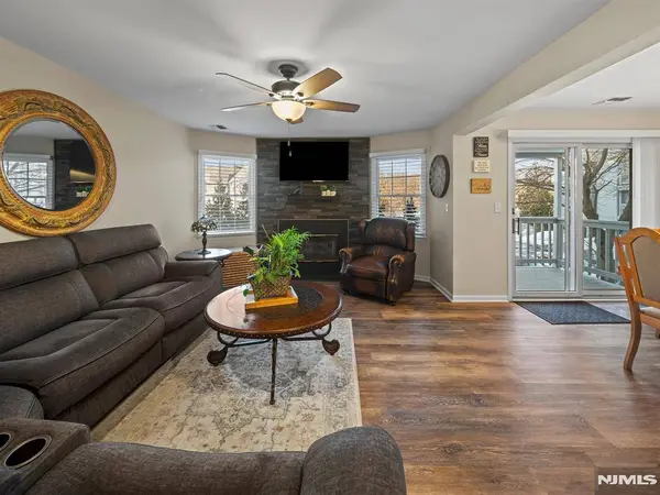 56 Quartz LN #56, Paterson, NJ 07501