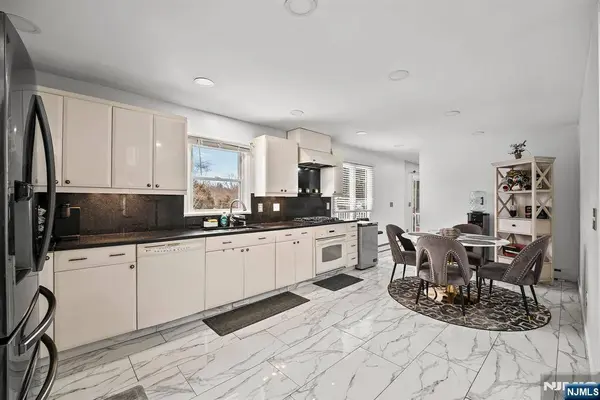 201 Newark Pompton TPKE, Wayne, NJ 07470