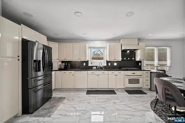201 Newark Pompton TPKE, Wayne, NJ 07470