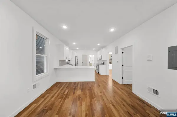 319 William ST, Harrison, NJ 07029