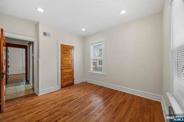 287 Hornblower AVE #1F, Belleville, NJ 07109