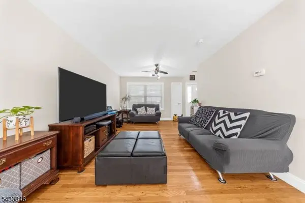 418 Oak St, Boonton Town, NJ 07005