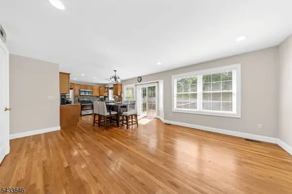 418 Oak St, Boonton Town, NJ 07005